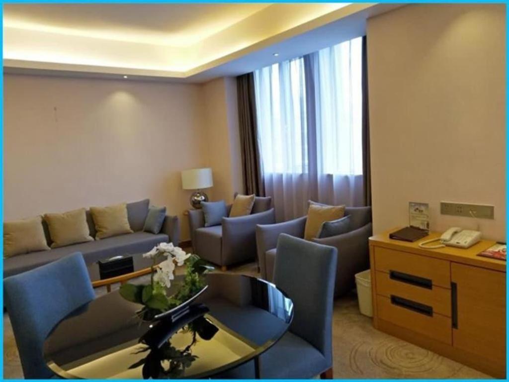 Greentree Eastern Bijie Qixingguan Zhaoshanghuayuan Hotel Екстер'єр фото