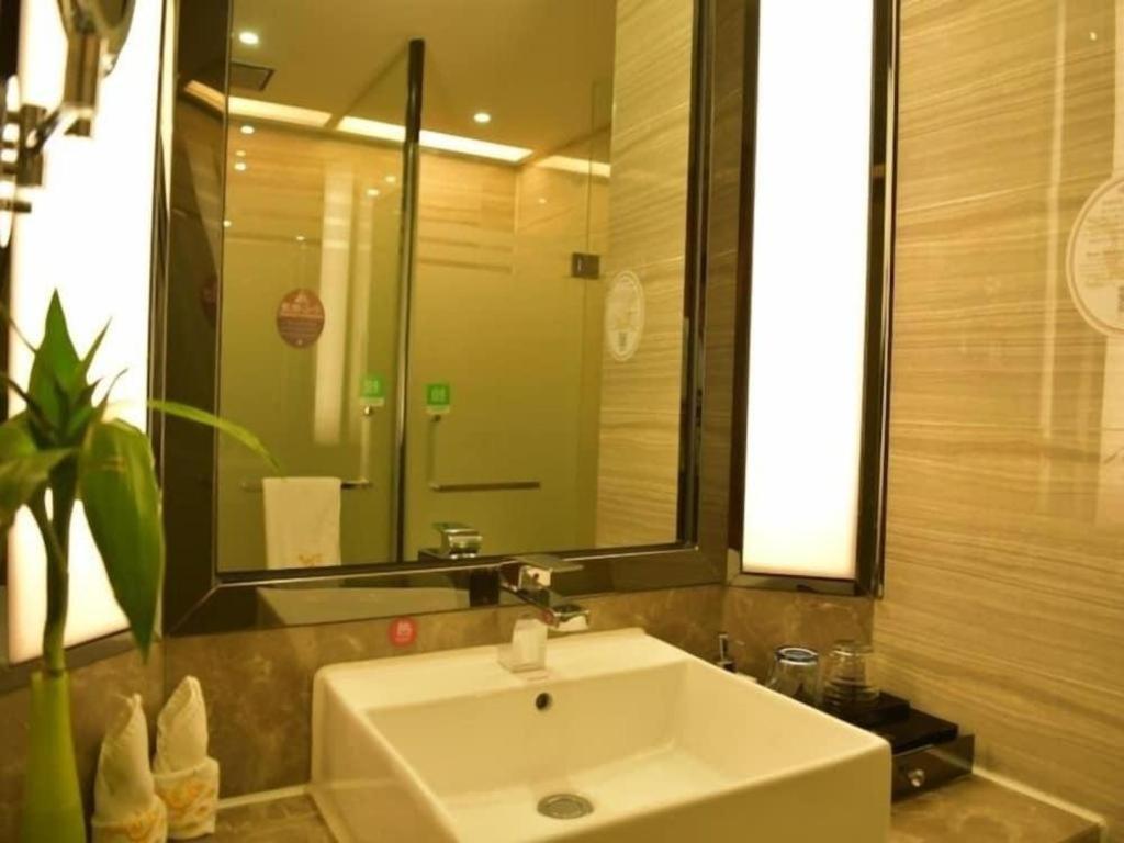 Greentree Eastern Bijie Qixingguan Zhaoshanghuayuan Hotel Екстер'єр фото